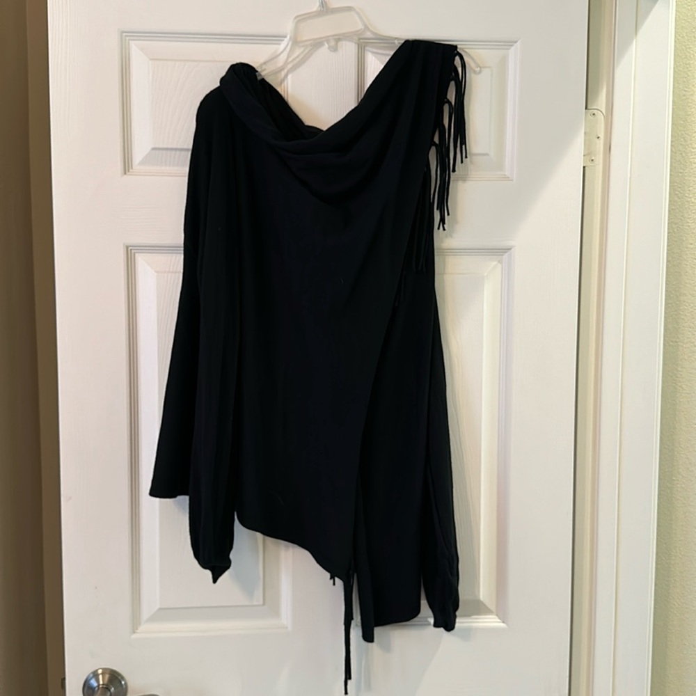 envy black long sleeve top